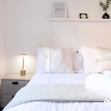 One Bedroom Apartment At Smooth Stays Short Lets & Serviced Accommodation Preston With Parking Near Train Station Εξωτερικό φωτογραφία