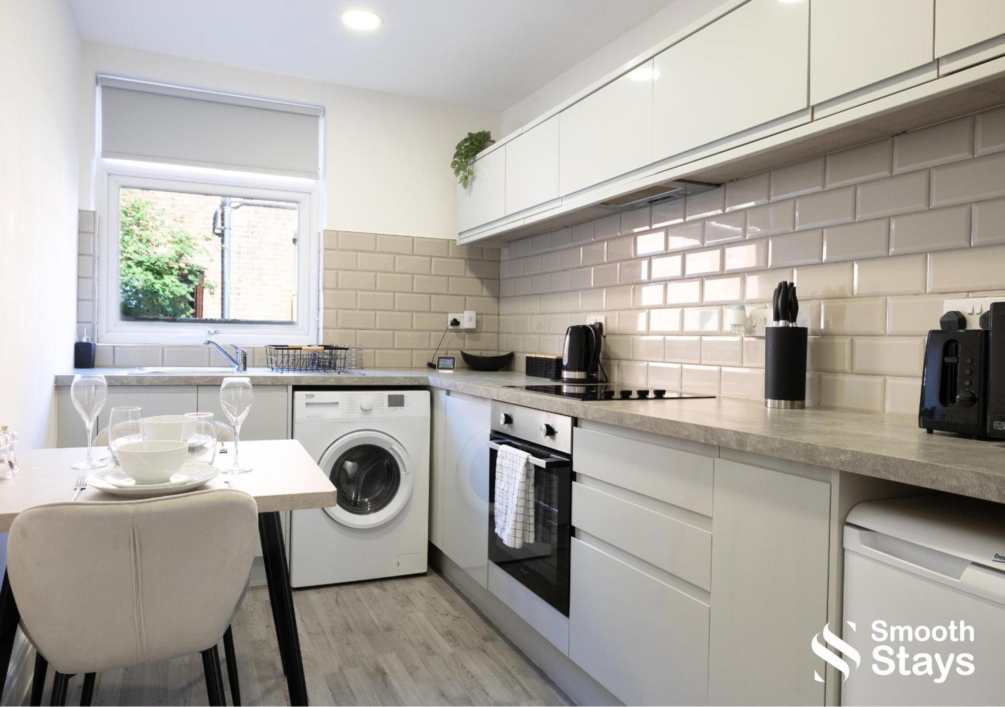 One Bedroom Apartment At Smooth Stays Short Lets & Serviced Accommodation Preston With Parking Near Train Station Εξωτερικό φωτογραφία